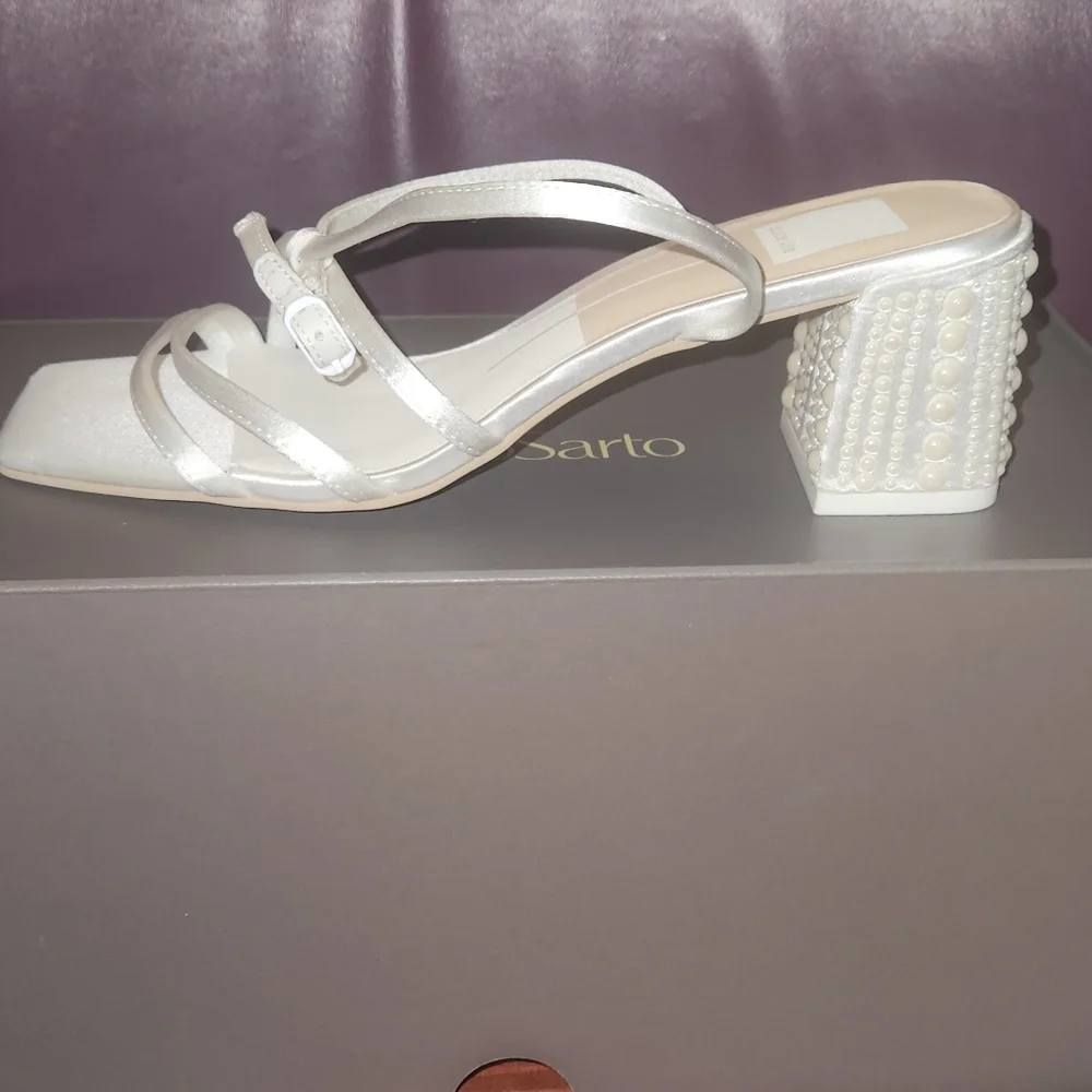 NWB Dolce Vita White Pearl‑Heel Satin Block Heels~ Size 7.5W | MSRP $140 - Picture 2 of 5
